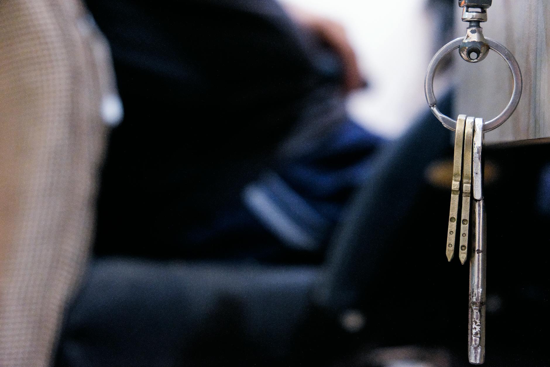 shallow focus photography of keys
