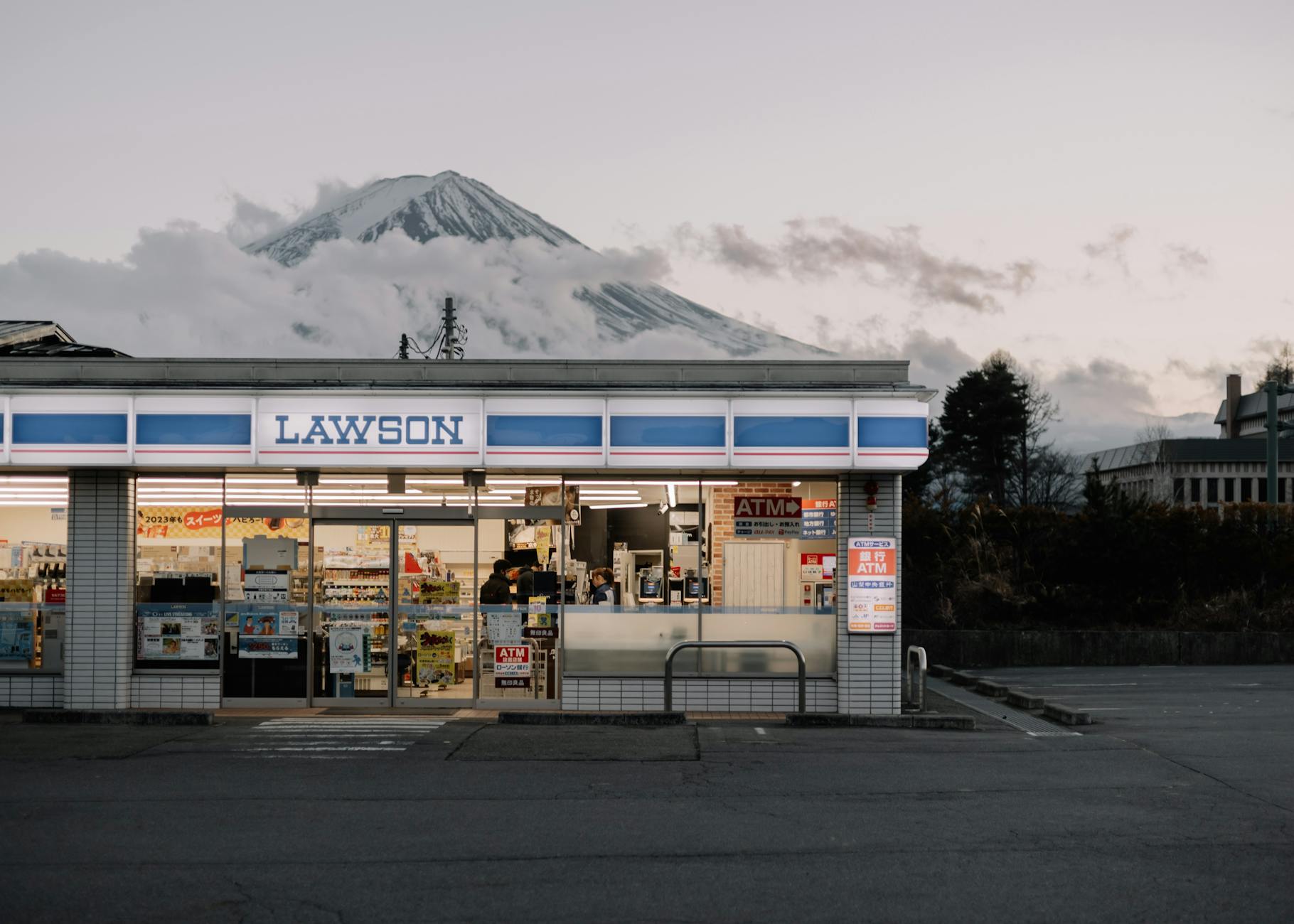 shop in mountains